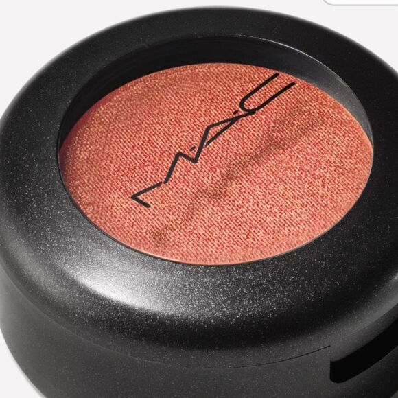 Mac Cosmetics Frost Eyeshadow - Picture 4 of 9